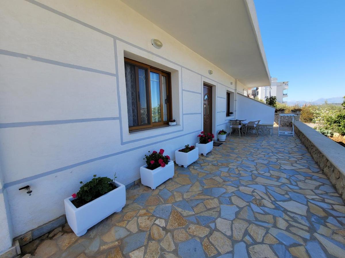 Guesthouse Redilka كساميل المظهر الخارجي الصورة