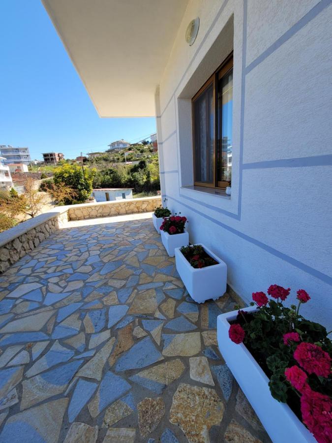 Guesthouse Redilka كساميل المظهر الخارجي الصورة