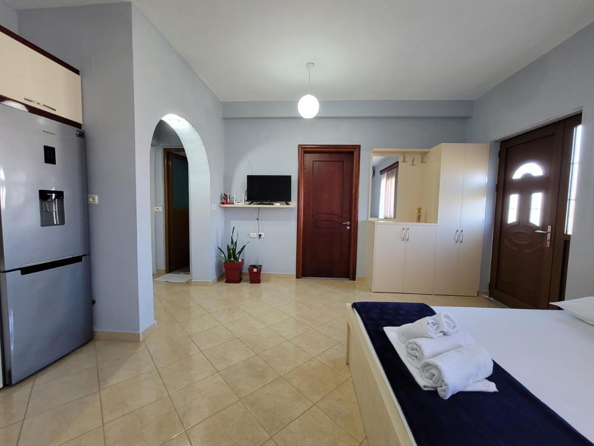 Guesthouse Redilka كساميل المظهر الخارجي الصورة