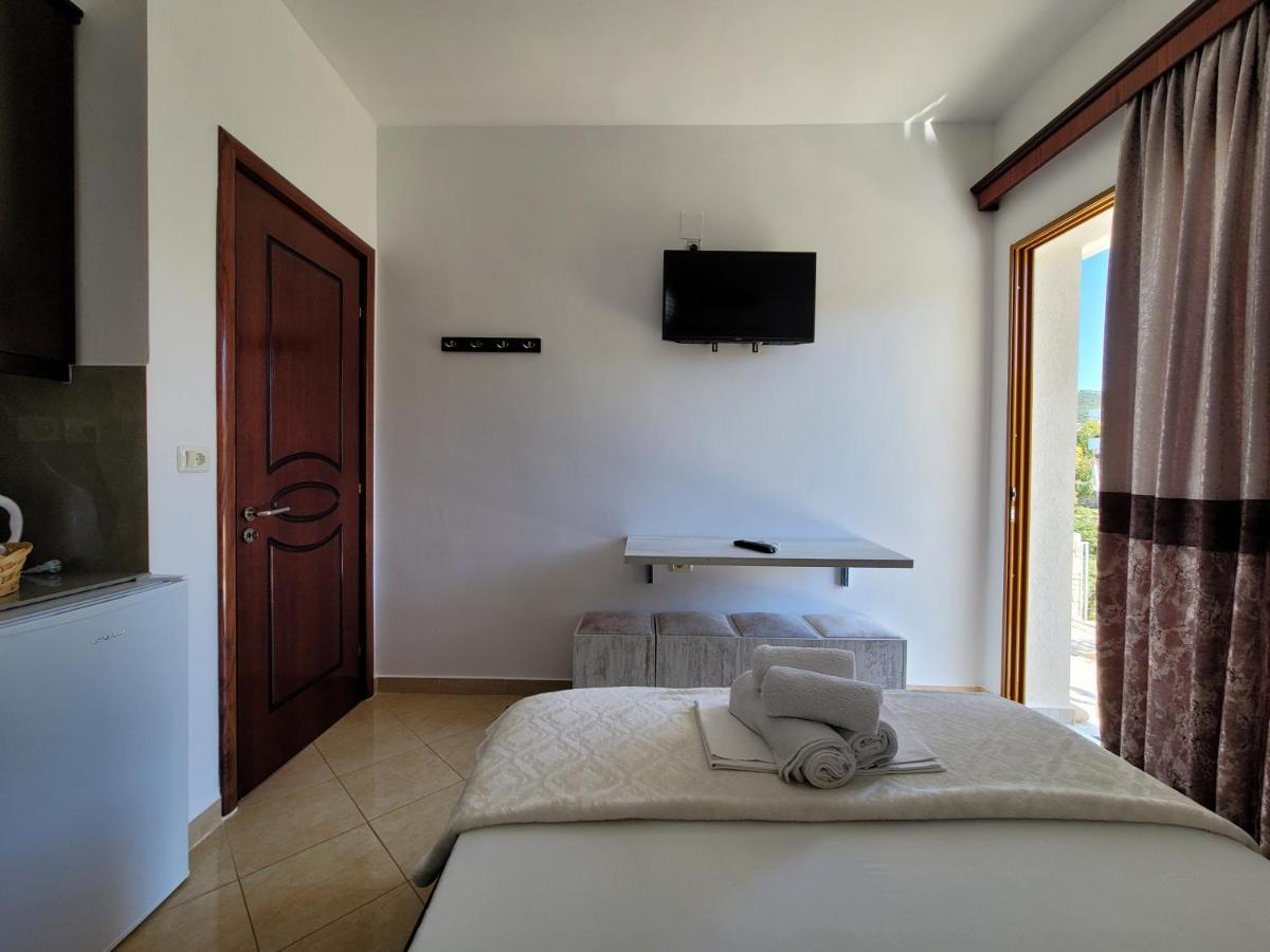 Guesthouse Redilka كساميل المظهر الخارجي الصورة