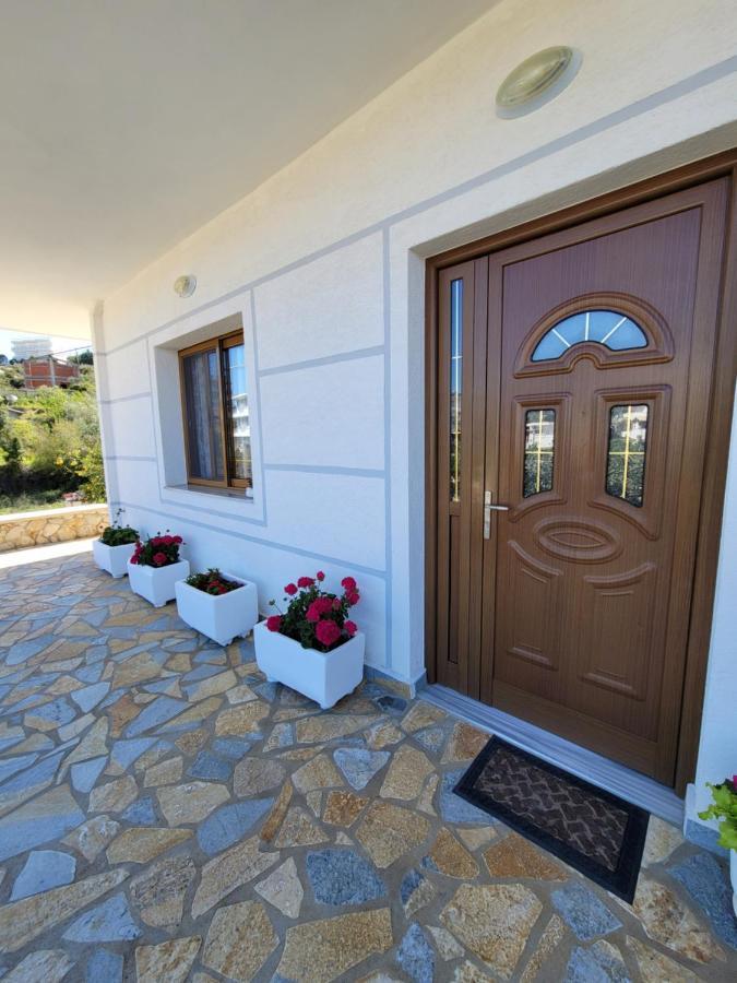 Guesthouse Redilka كساميل المظهر الخارجي الصورة
