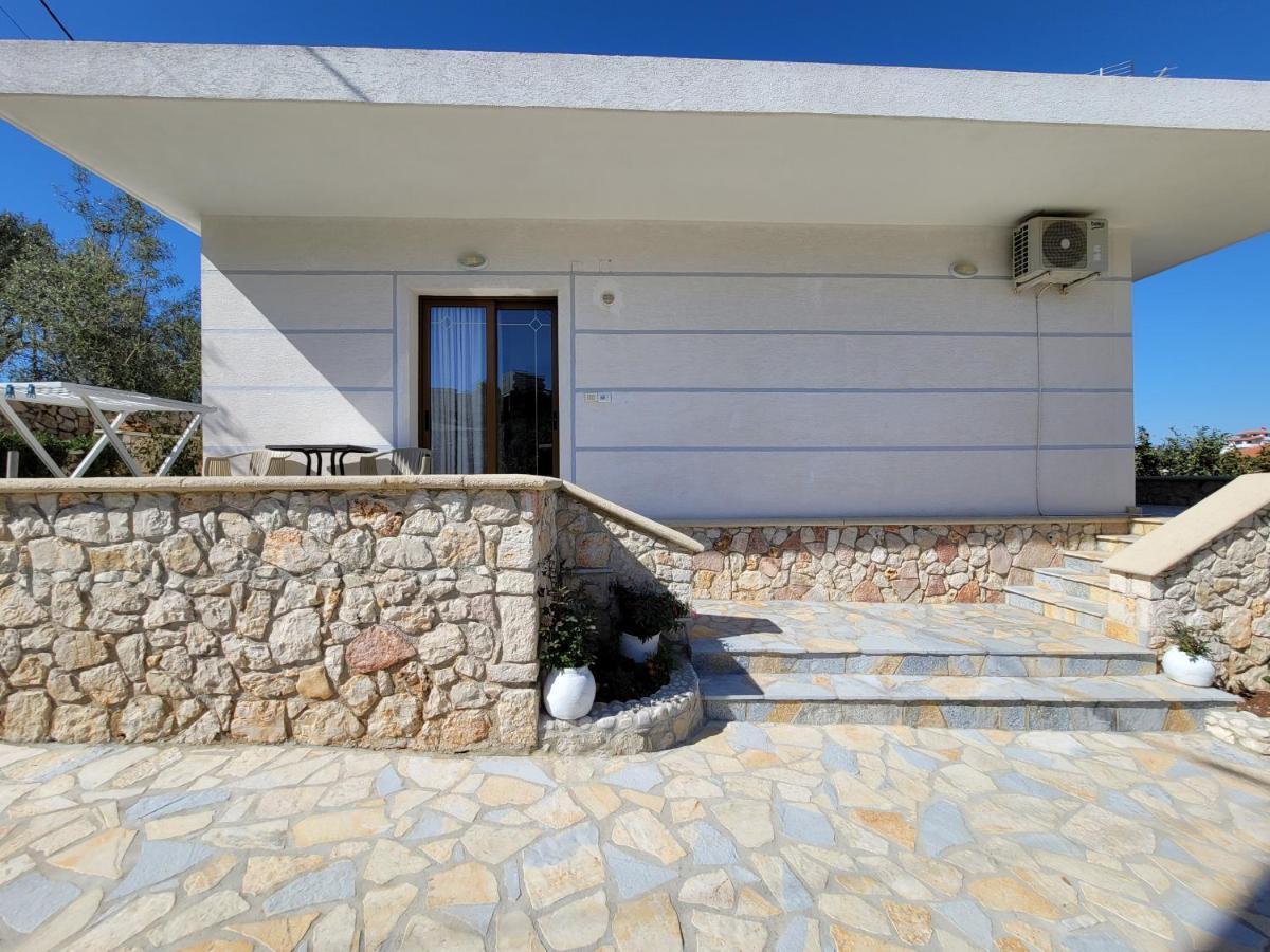 Guesthouse Redilka كساميل المظهر الخارجي الصورة